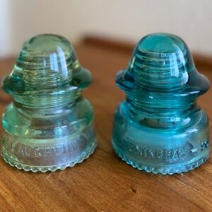 McLaughlin & Hemingray U.S.A. No 20 GLASS INSULATORS Aqua Blue and Lt blue-green